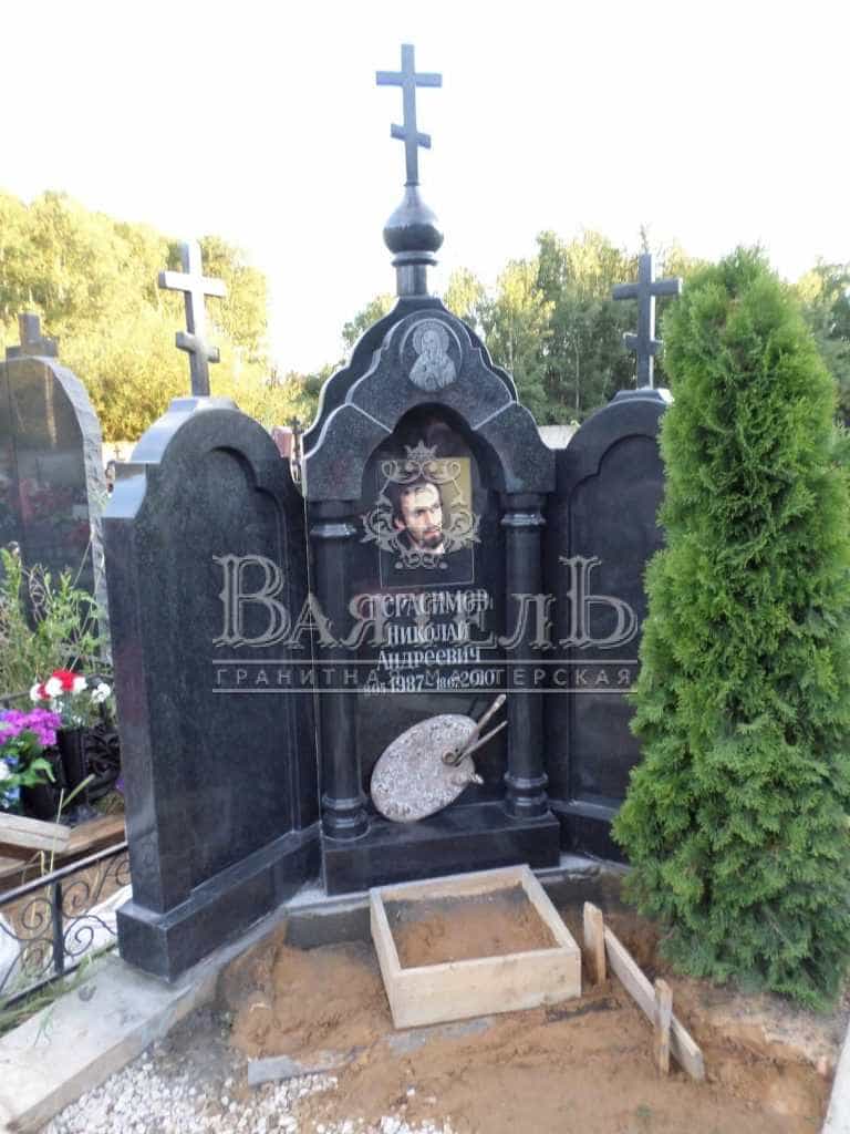 Надгробный комплекс художнику 7