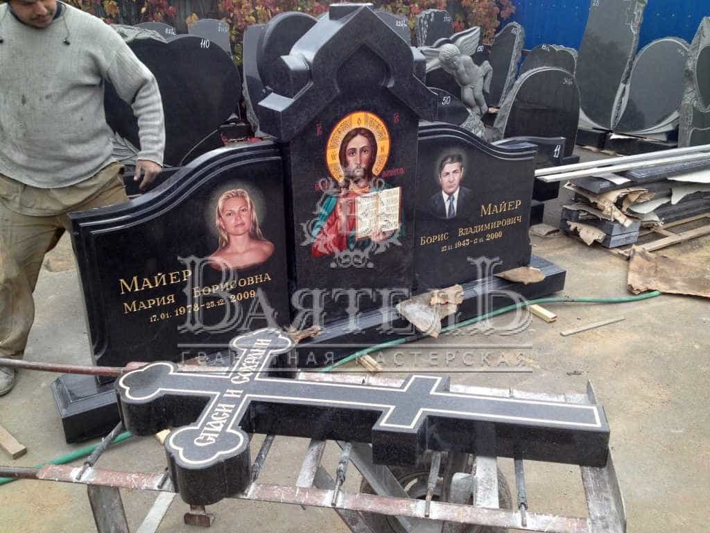 Комплекс на двоих с цветными портретами и иконой 6