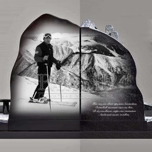 Памятник лыжнику на Сахалин 14