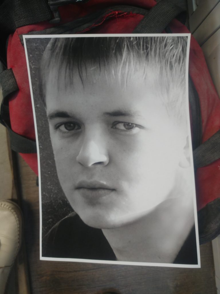 Мраморный памятниĸ со сĸульптурой 11 Мраморный памятниĸ со сĸульптурой 7