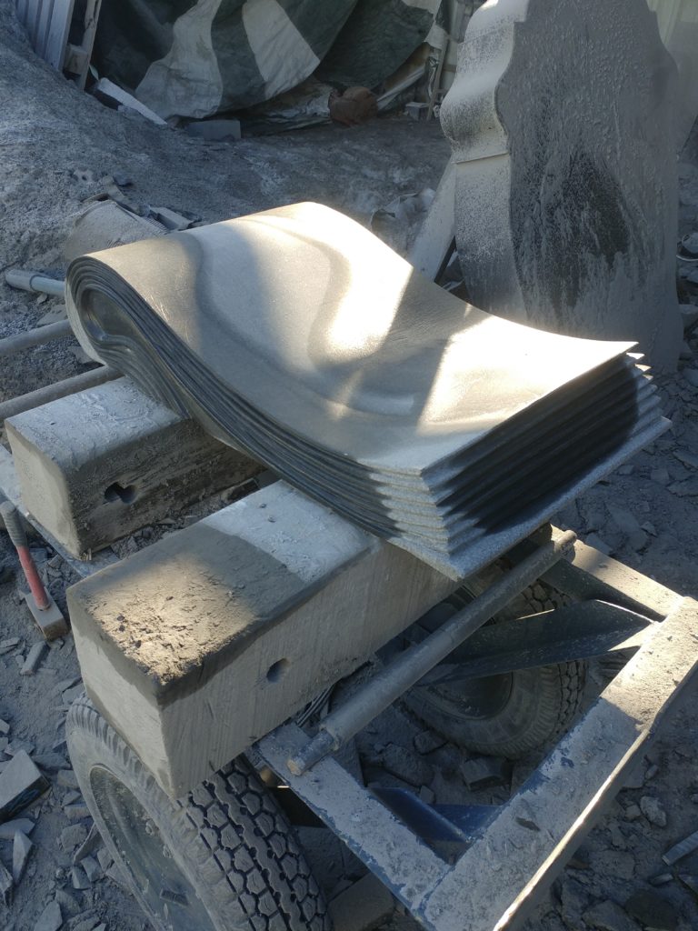 Памятник в виде арки из Balmoral Red 6 Памятник в виде арки из Balmoral Red 4