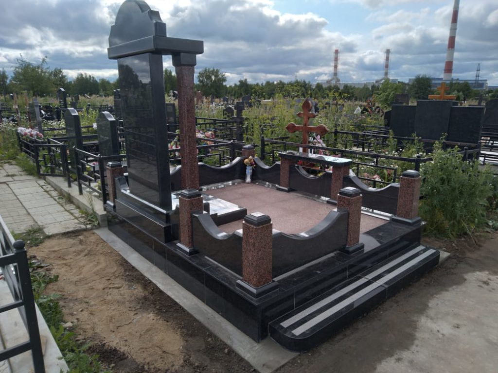 Памятник капитану подводной лодки 5