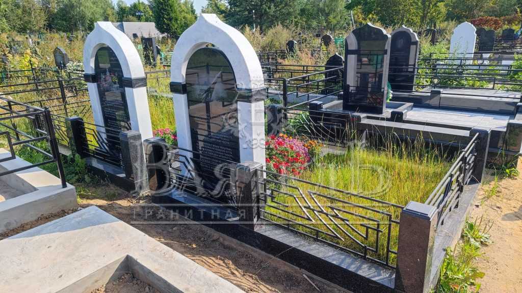 Надгробный комплекс на 2-х участках 20 Надгробный комплекс на 2-х участках 16