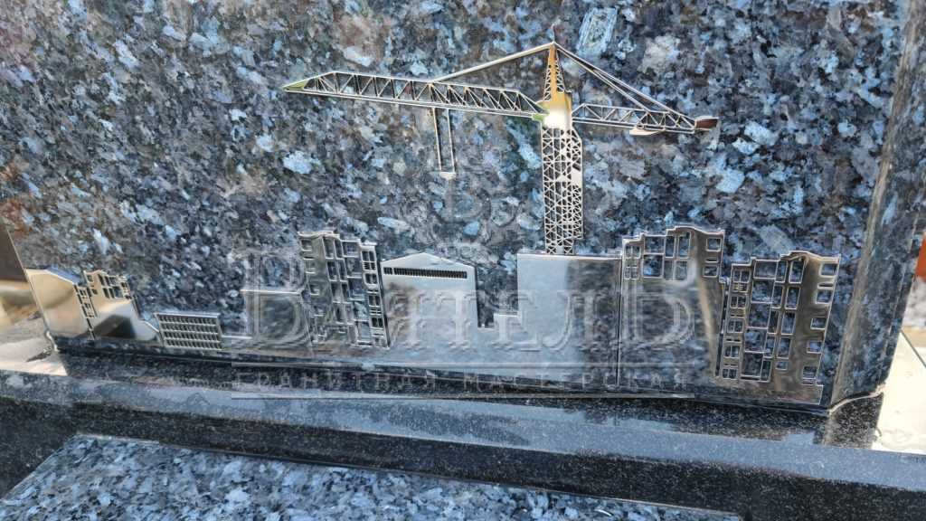 Надгробный комплекс из голубого гранита Blue Pearl