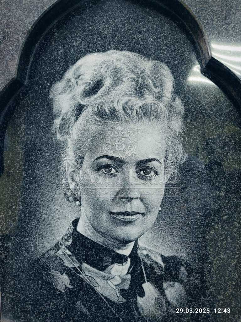 Надгробный комплекс на Волковском кладбище 6 Надгробный комплекс на Волковском кладбище